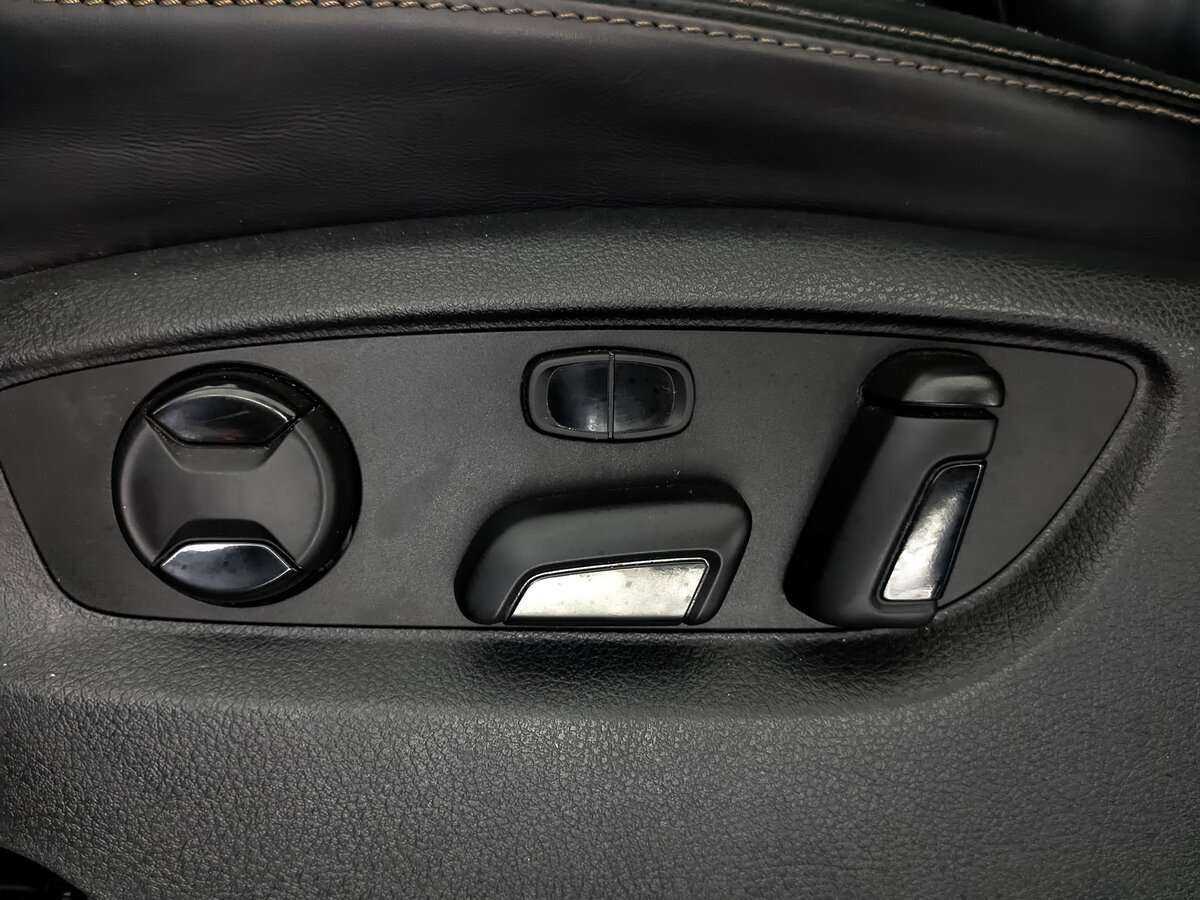 Купить Volkswagen Touareg, 2017, 132 764 км, фото №22