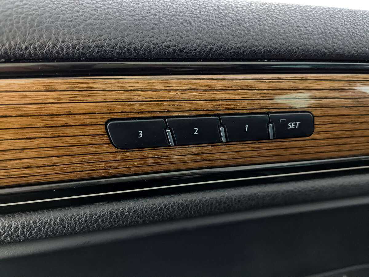 Купить Volkswagen Touareg, 2017, 132 764 км, фото №23