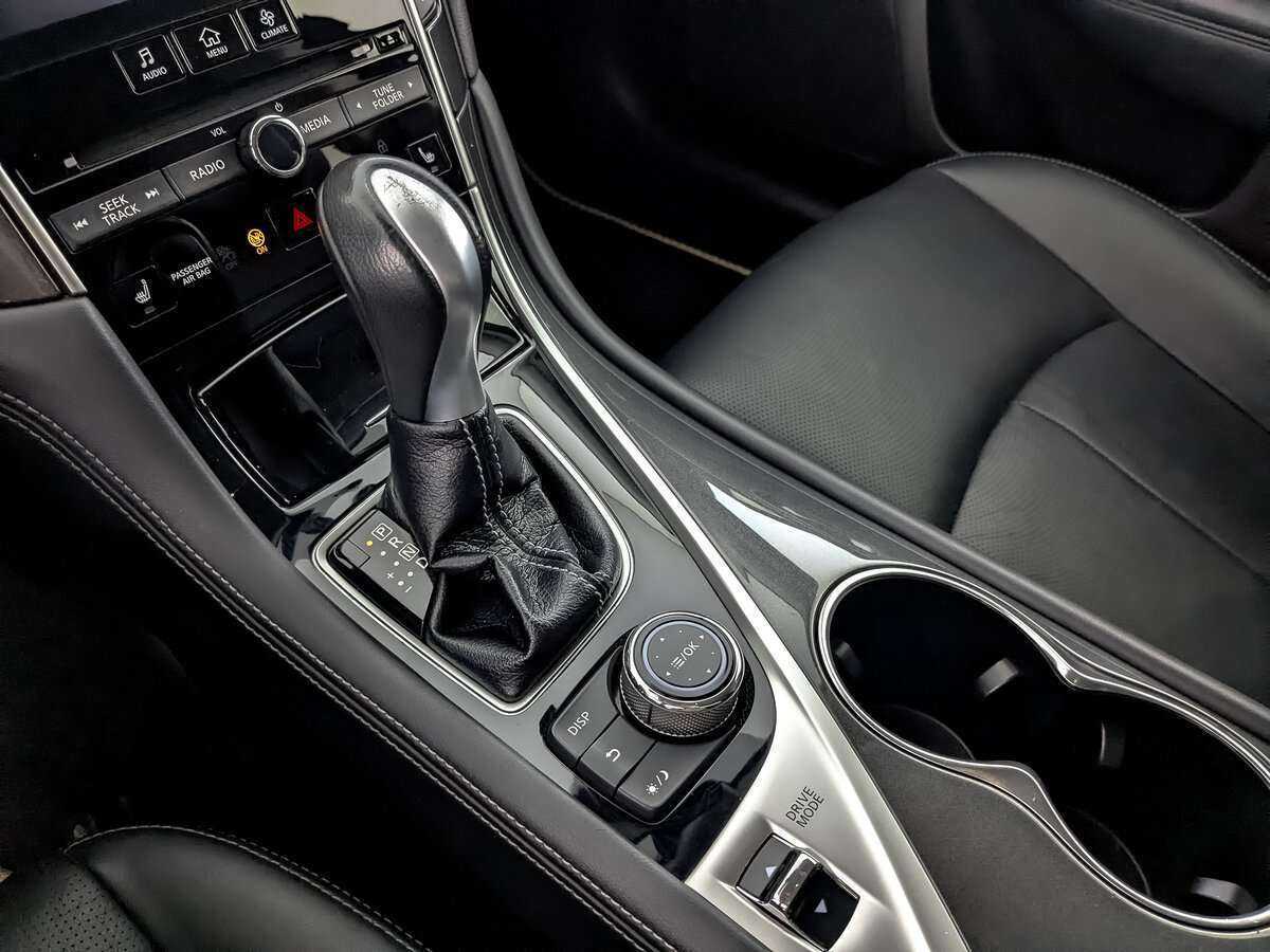 Купить Infiniti Q50, 2016, 107 601 км, фото №21