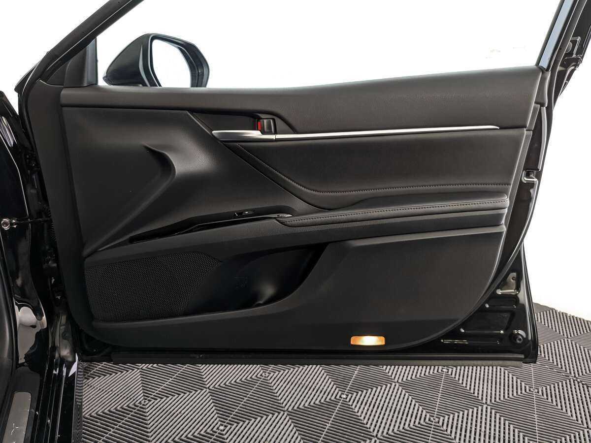 Купить Toyota Camry, 2019, 81 232 км, фото №18