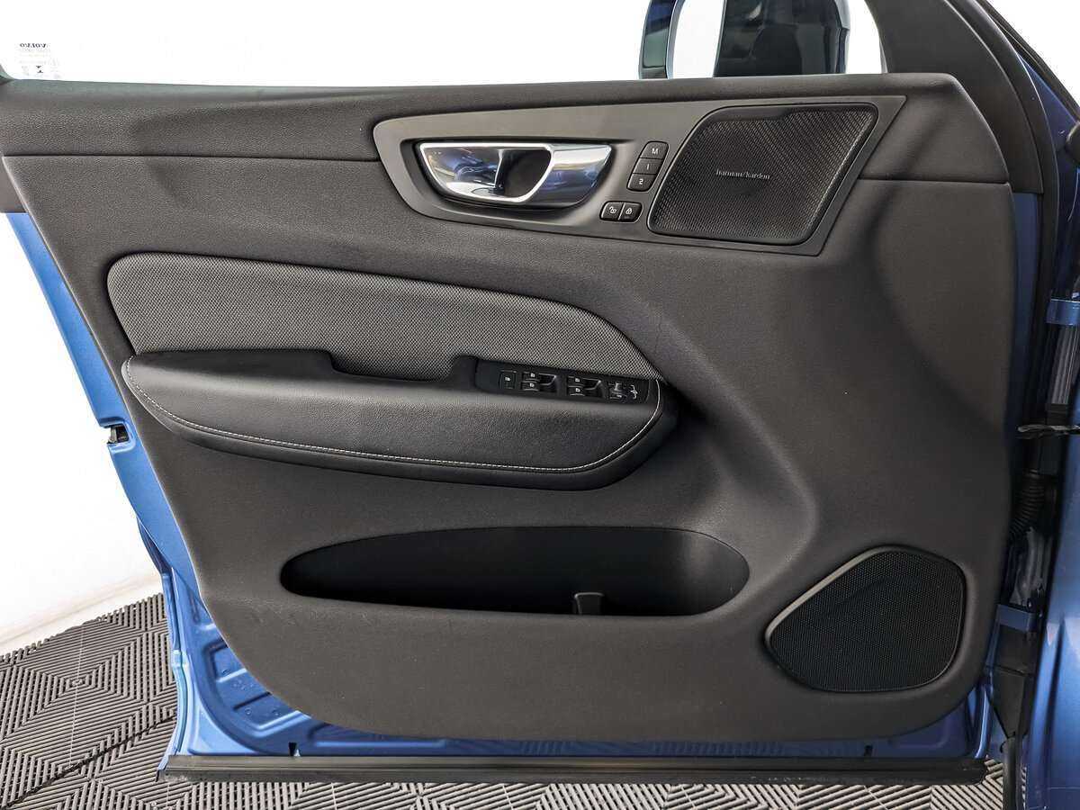 Купить Volvo XC60, 2019, 74 481 км, фото №15