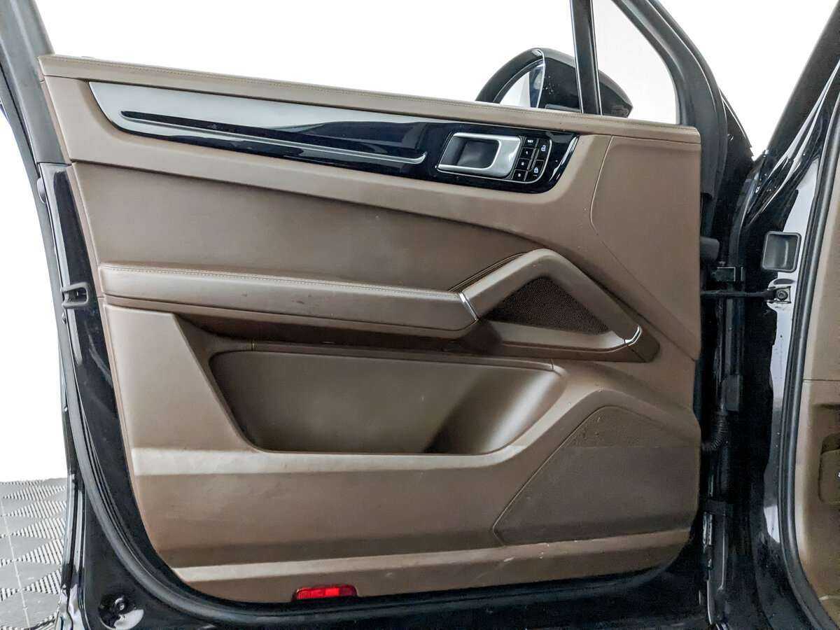 Купить Porsche Cayenne, 2019, 142 372 км, фото №12