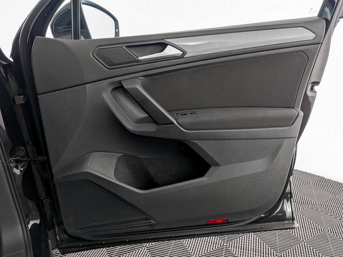 Купить Volkswagen Tiguan, 2021, 77 871 км, фото №20