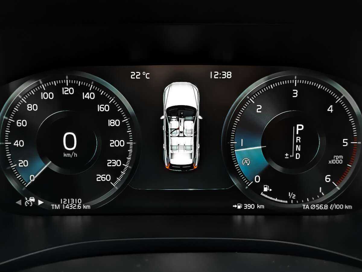 Купить Volvo XC60, 2018, 121 309 км, фото №12