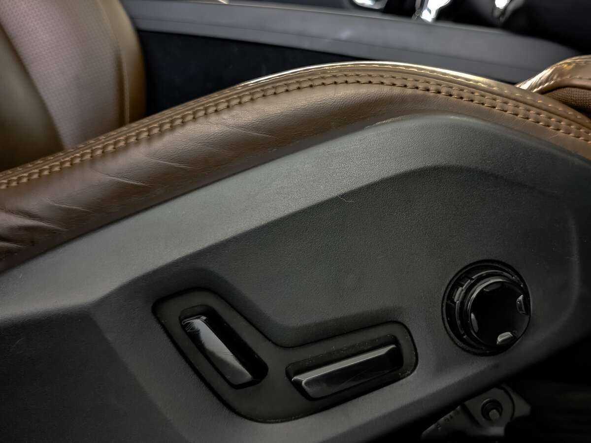 Купить Volvo XC60, 2018, 121 309 км, фото №23