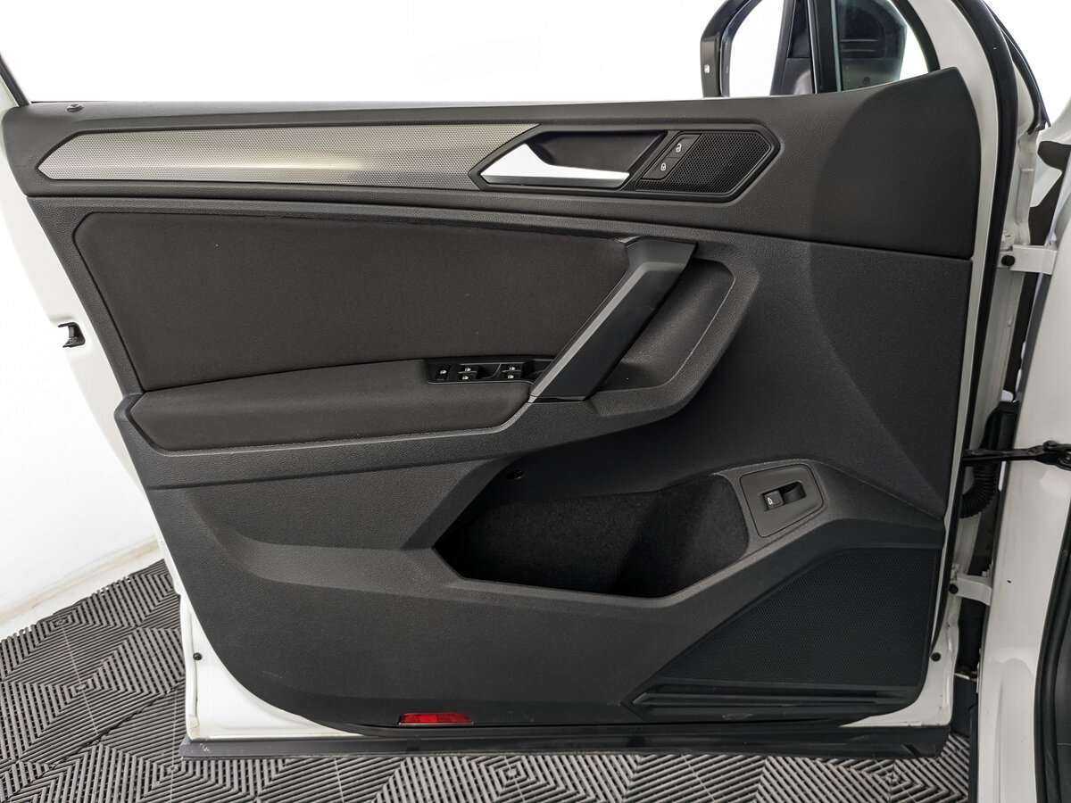 Купить Volkswagen Tiguan, 2020, 80 905 км, фото №19