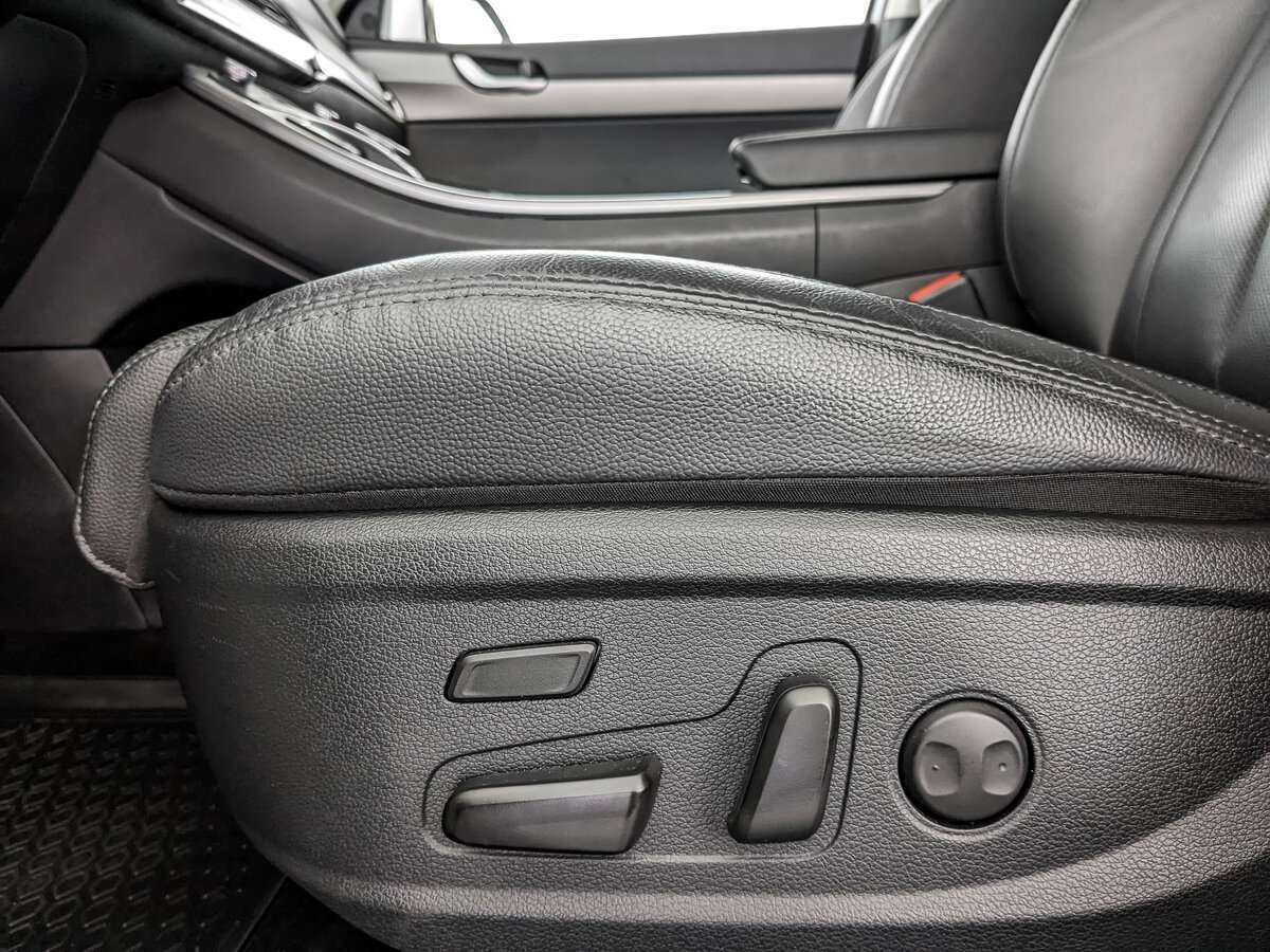 Купить Hyundai Palisade, 2021, 50 995 км, фото №17