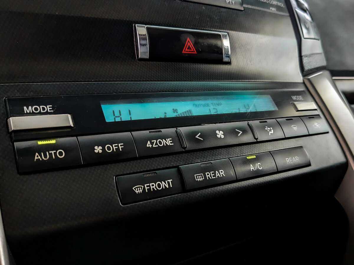 Купить Toyota Land Cruiser, 2008, 174 060 км, фото №18