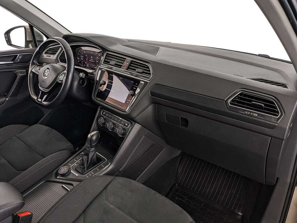 Купить Volkswagen Tiguan, 2018, 105 691 км, фото №9