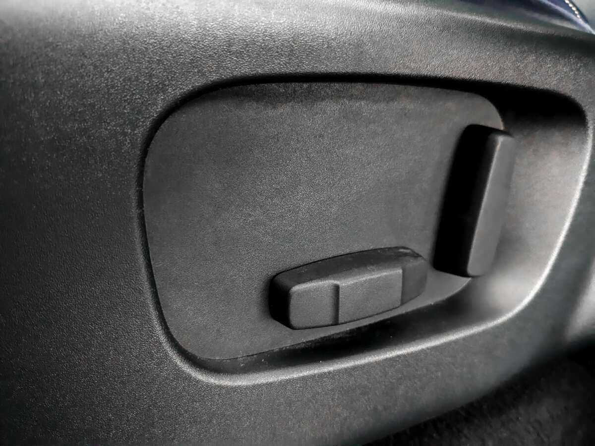 Купить Land Rover Range Rover Velar, 2017, 144 030 км, фото №17