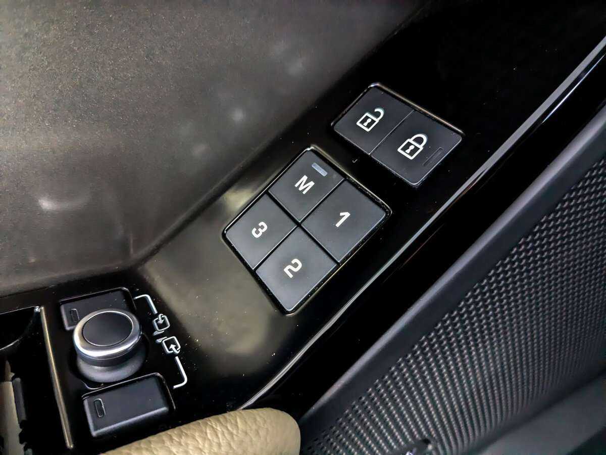 Купить Land Rover Range Rover Velar, 2021, 37 245 км, фото №23