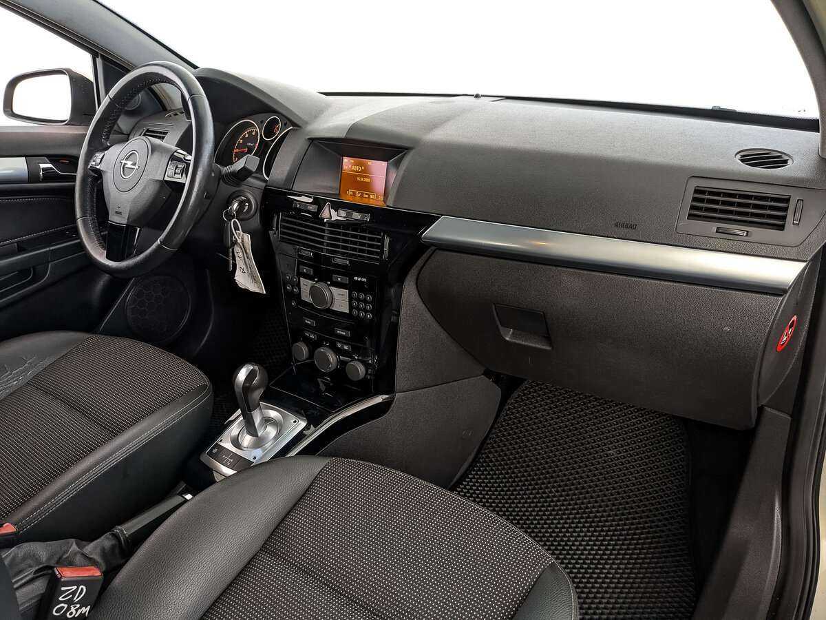 Купить Opel Astra GTC, 2008, 158 742 км, фото №9