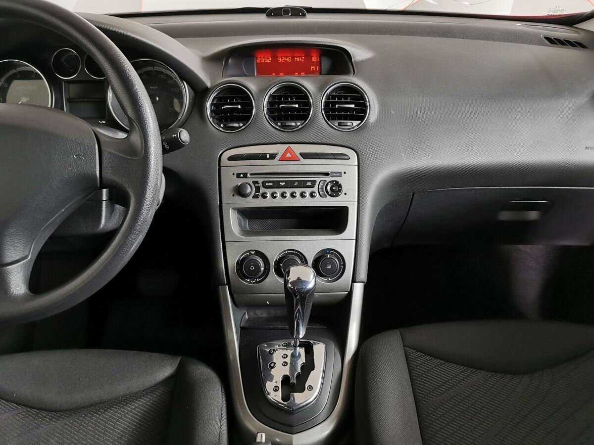 Купить Peugeot 308, 2011, 62 267 км, фото №11