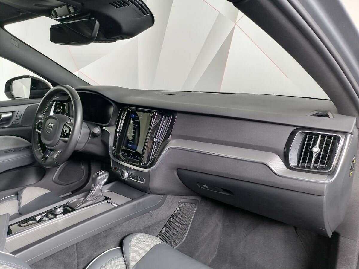 Купить Volvo S60, 2020, 73 376 км, фото №9