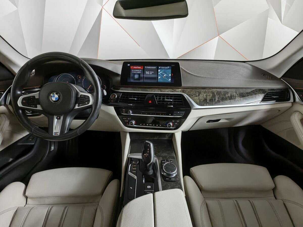 Купить BMW 5 серии 530i xDrive, 2017, 67 826 км, фото №10
