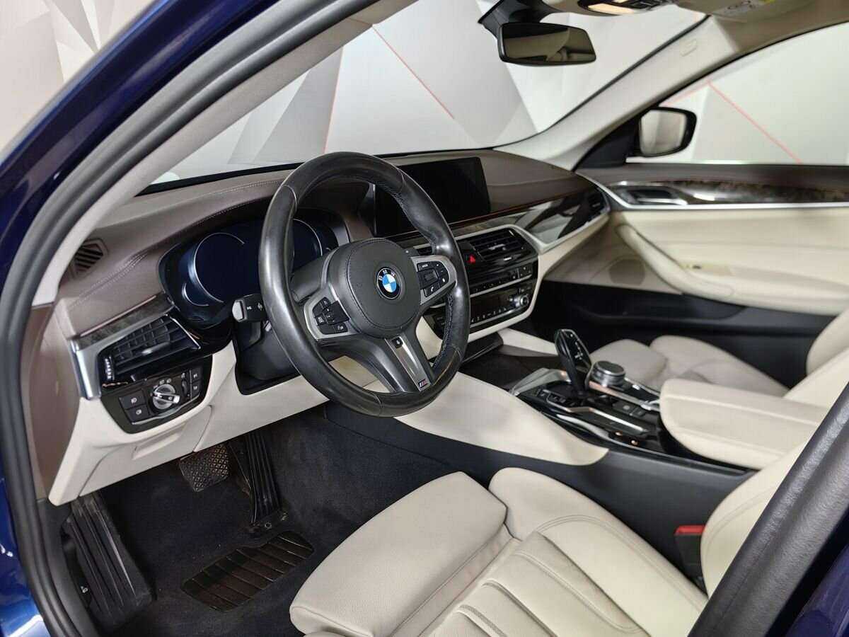 Купить BMW 5 серии 530i xDrive, 2017, 67 826 км, фото №14