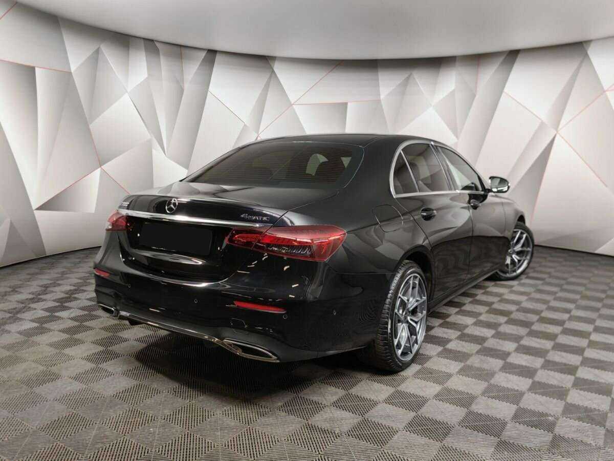 Mercedes-Benz E-Класс