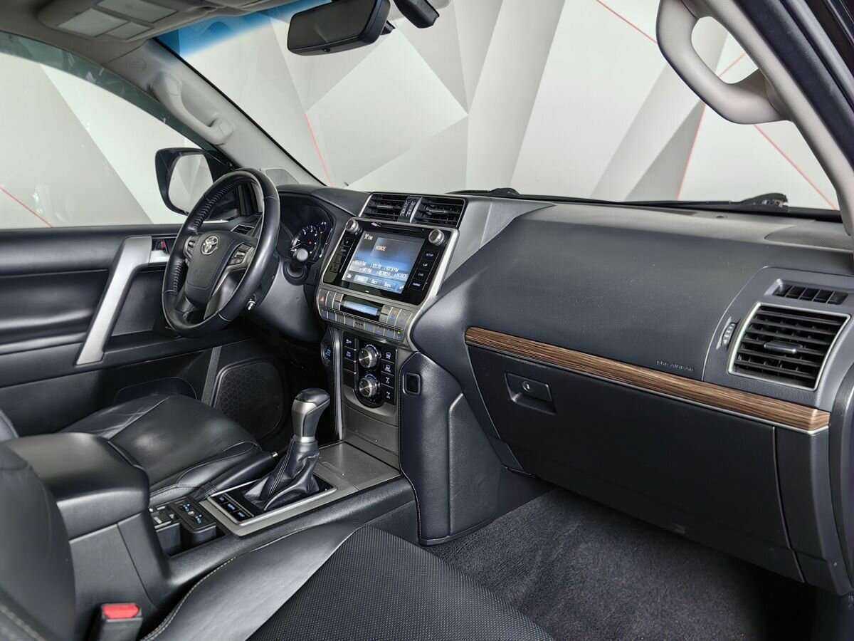 Купить Toyota Land Cruiser Prado, 2018, 129 932 км, фото №9