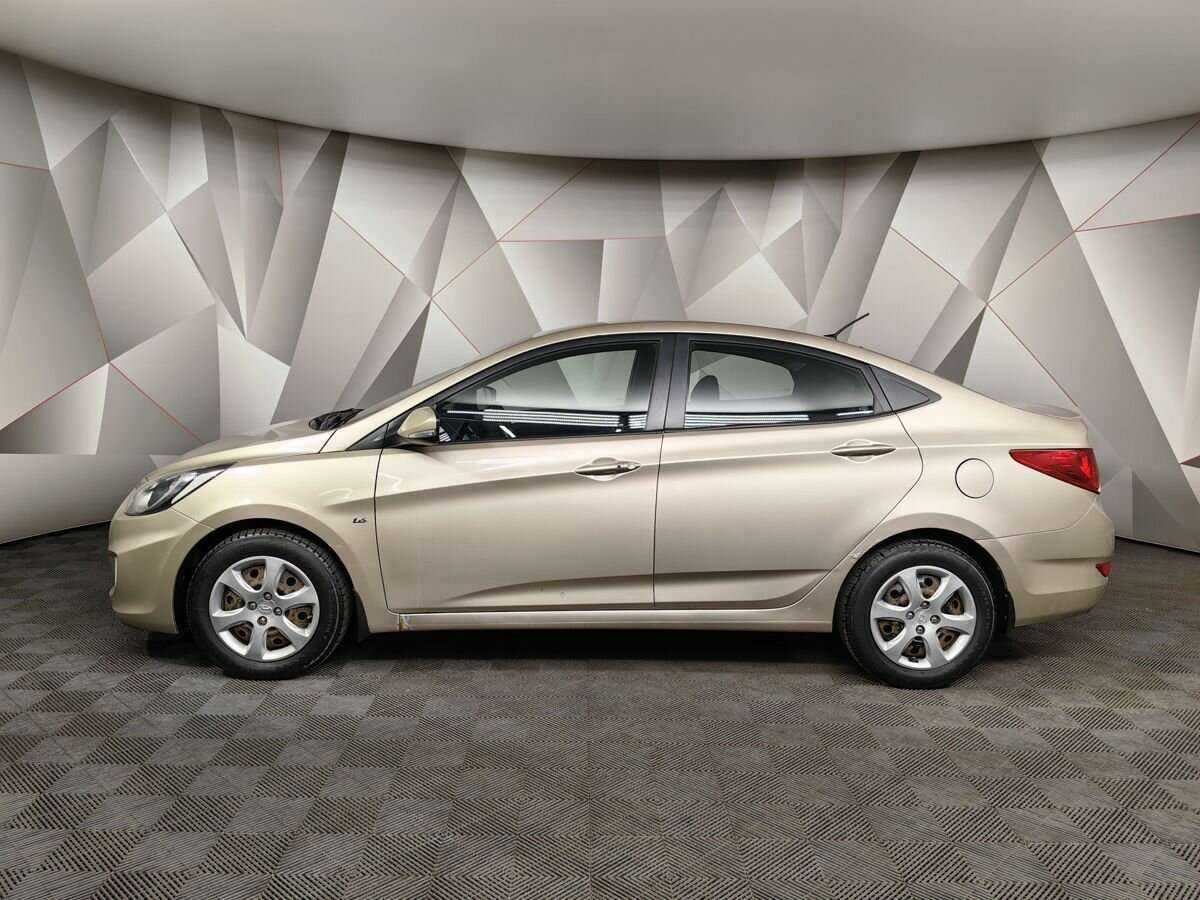 Купить Hyundai Solaris, 2011, 122 814 км, фото №5