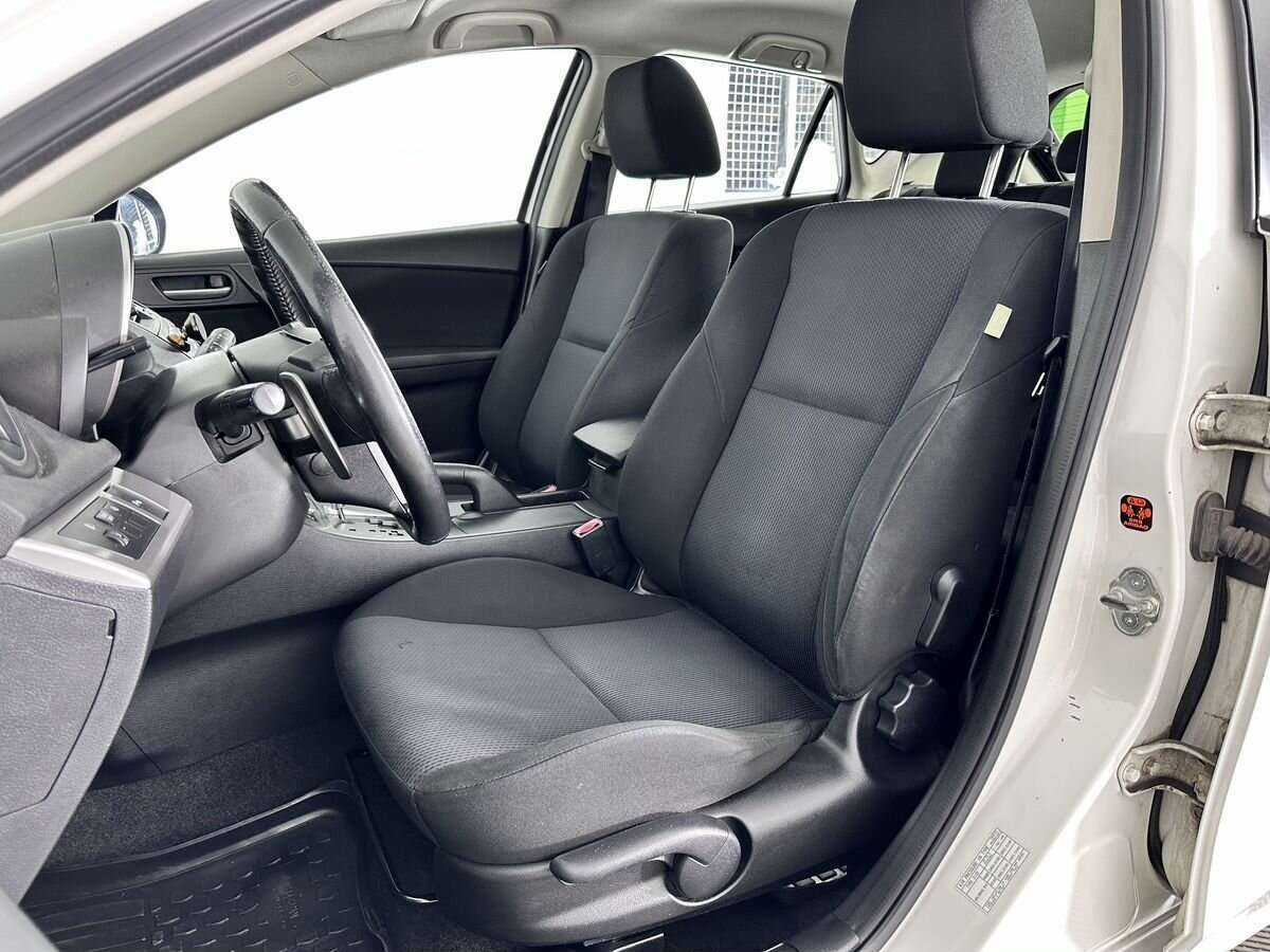 Купить Mazda 3, 2011, 216 146 км, фото №10