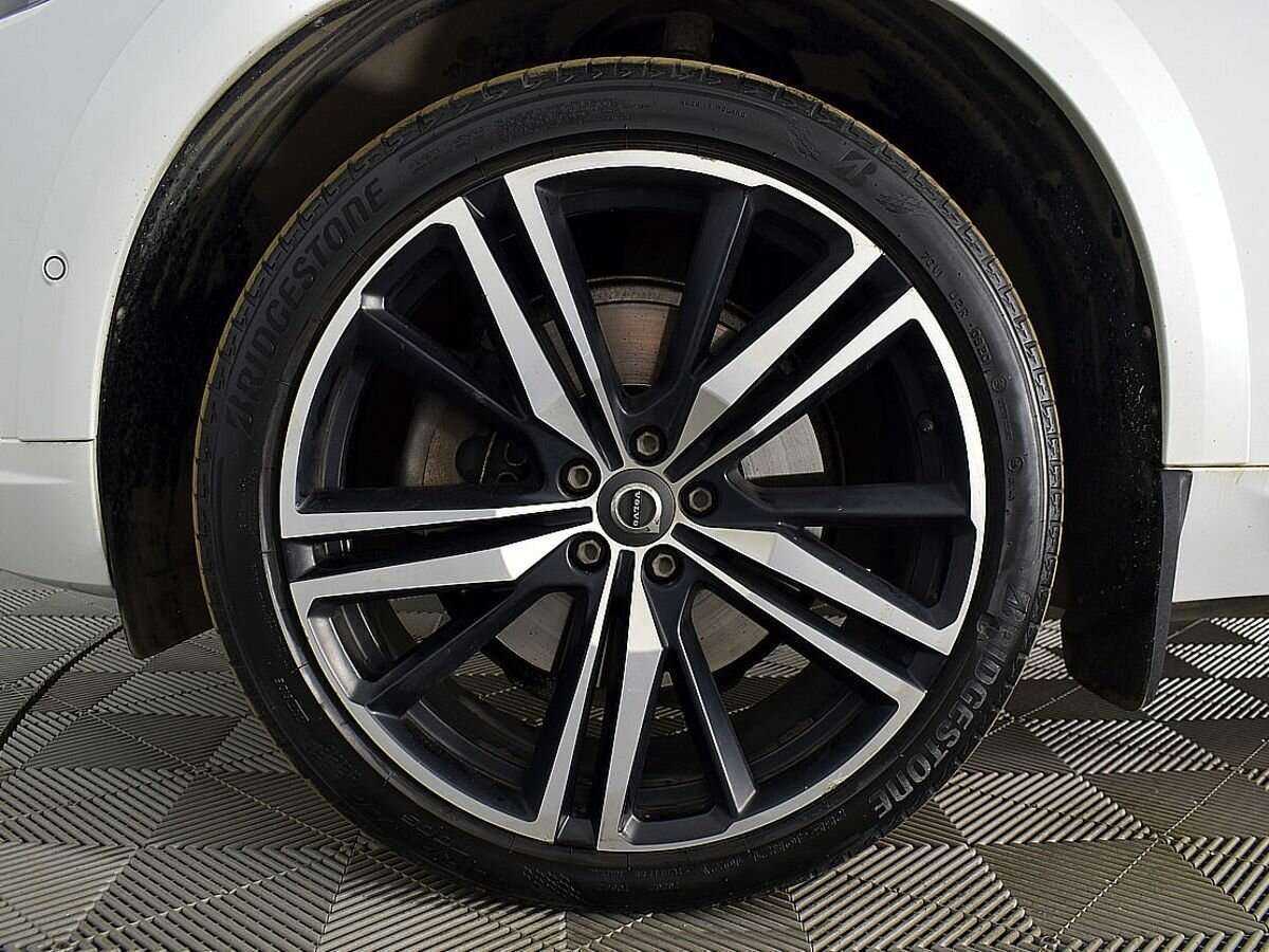 Купить Volvo XC60, 2018, 215 353 км, фото №8