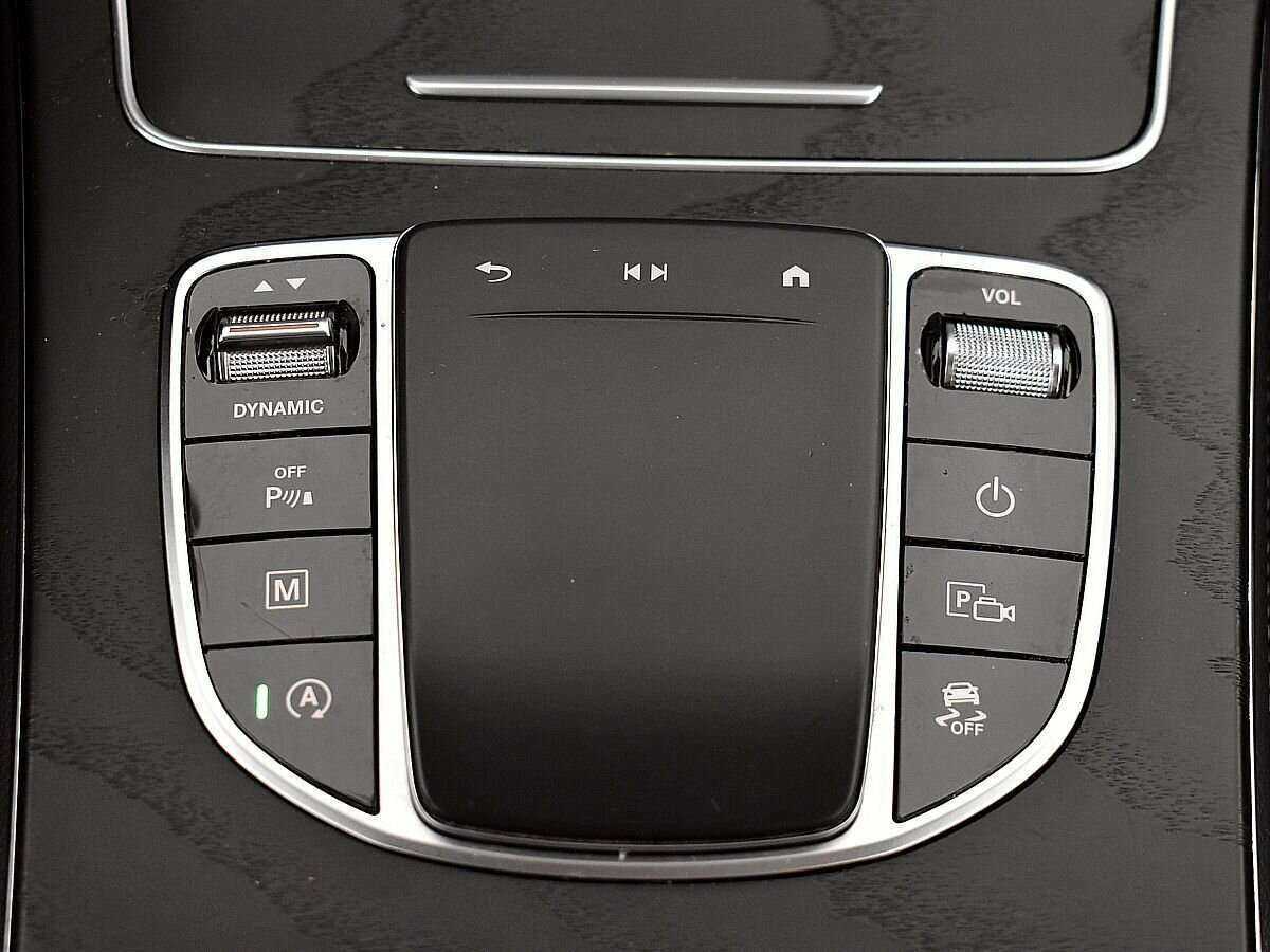 Купить Mercedes-Benz GLC 200, 2019, 69 980 км, фото №14