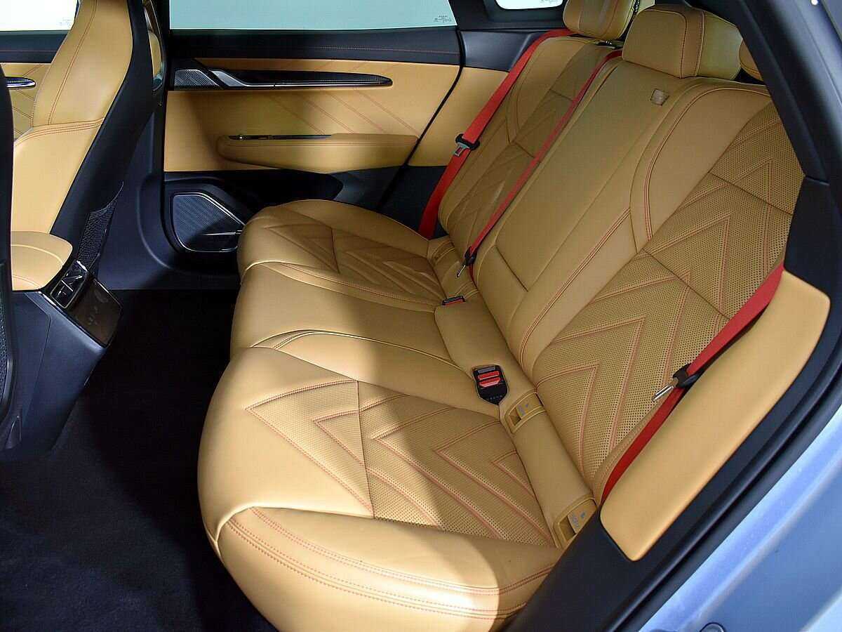 Купить Zeekr 001 100 kWh, 2022, 11 163 км, фото №9