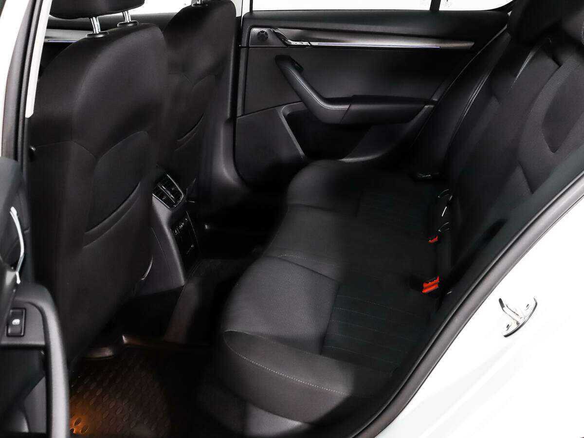 Купить Skoda Octavia, 2018, 74 962 км, фото №10
