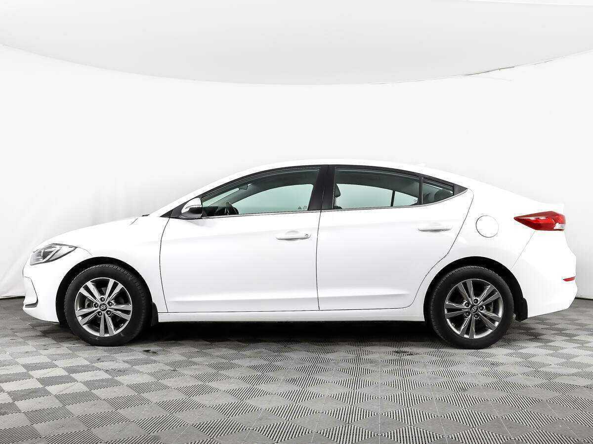 Купить Hyundai Elantra, 2017, 112 000 км, фото №8