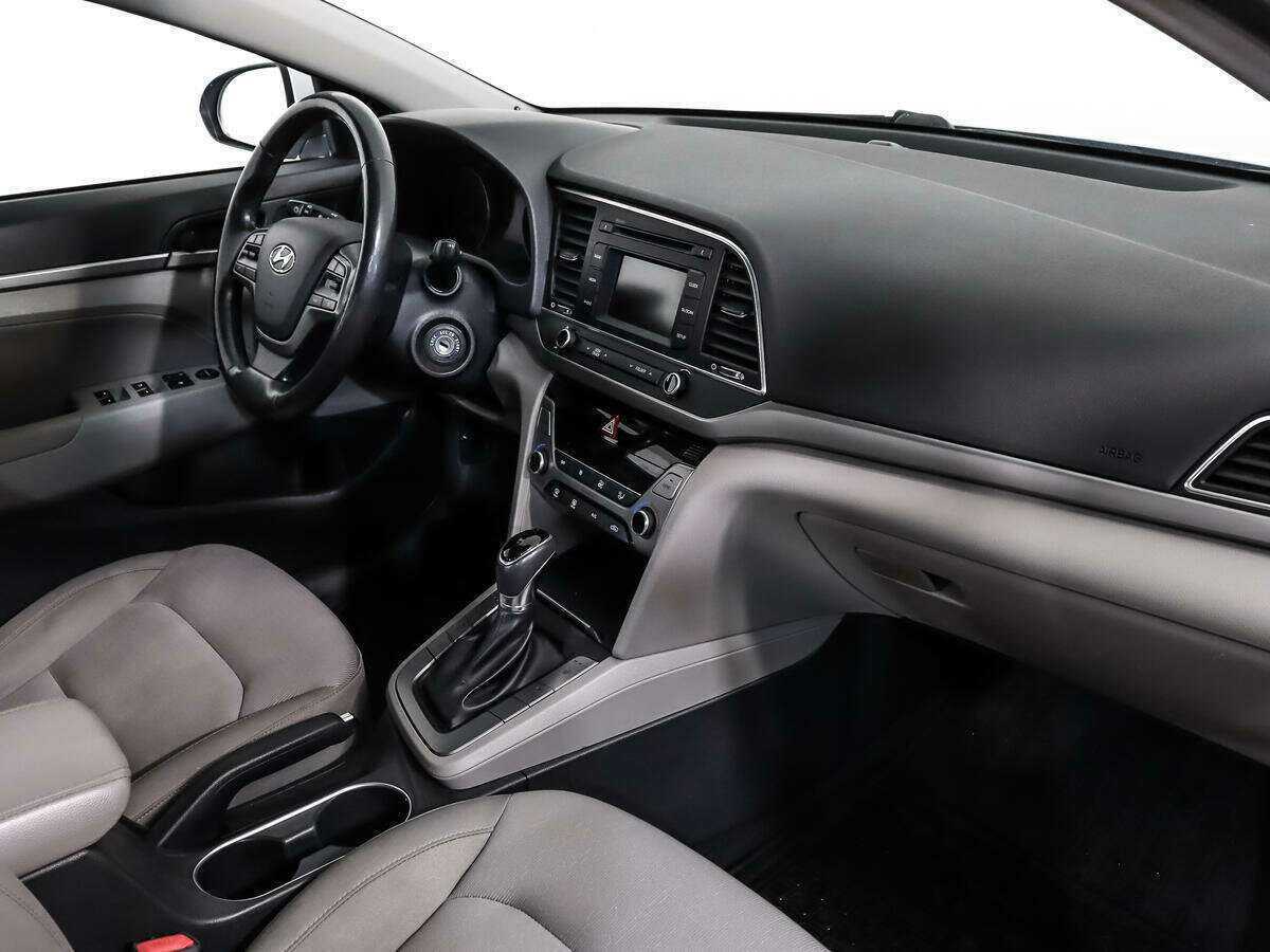 Купить Hyundai Elantra, 2017, 112 000 км, фото №11