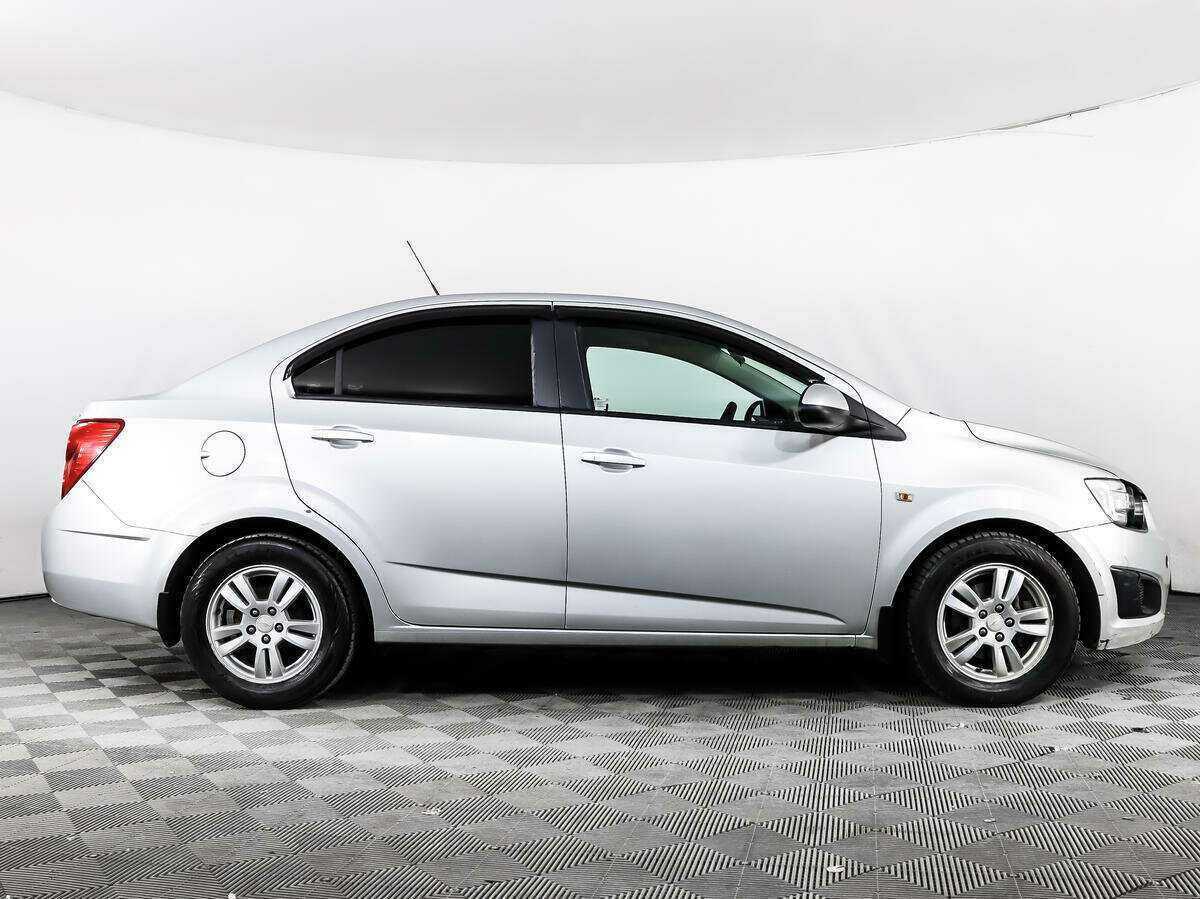 Купить Chevrolet Aveo, 2013, 174 594 км, фото №4