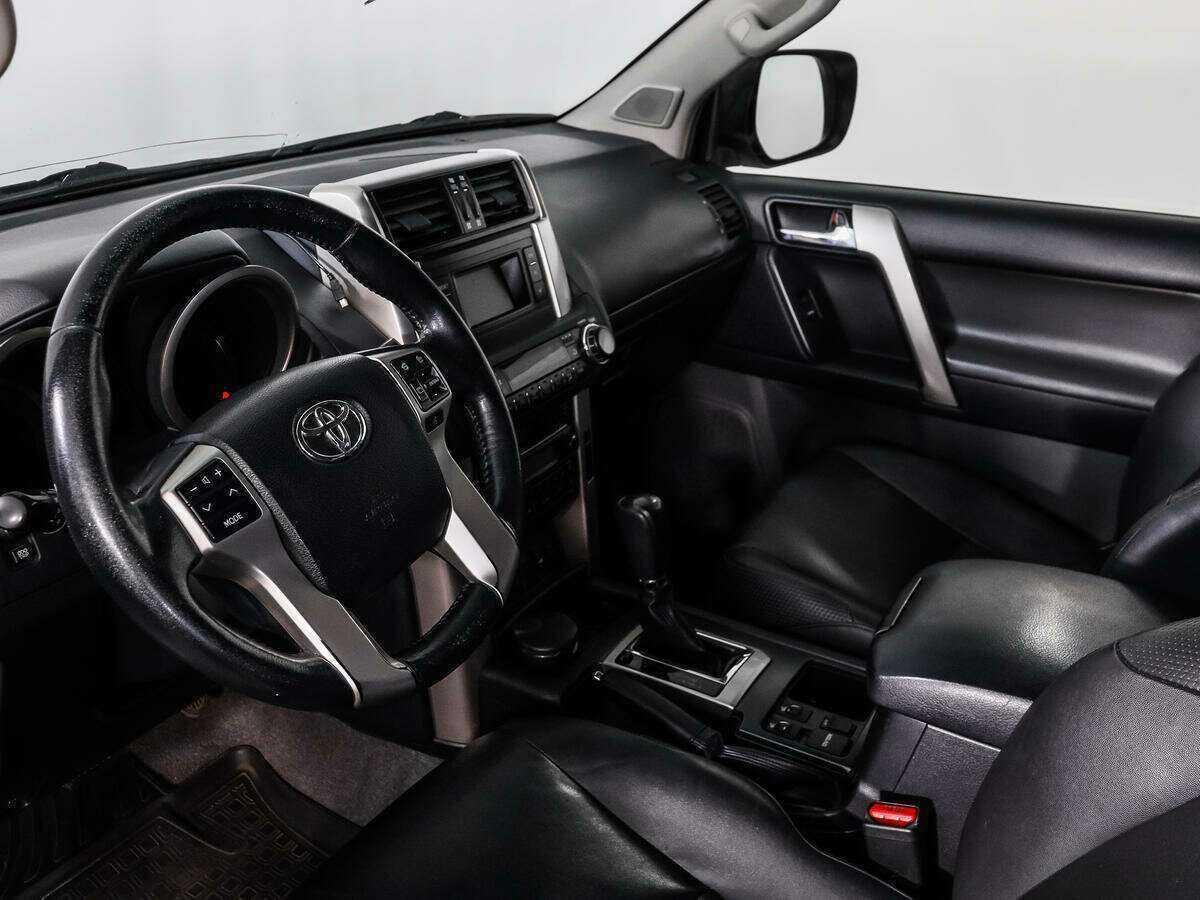 Купить Toyota Land Cruiser Prado, 2011, 193 900 км, фото №9