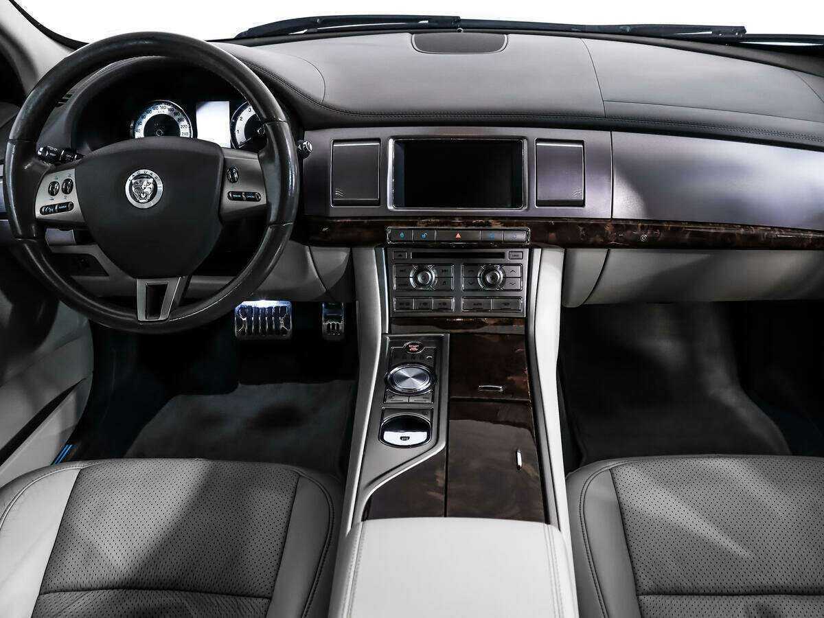 Купить Jaguar XF, 2008, 238 759 км, фото №15