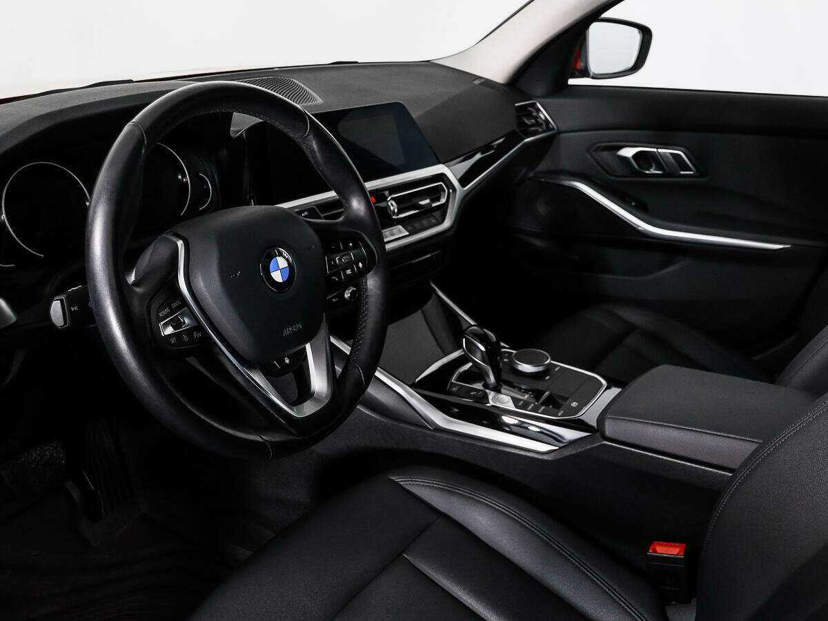 Купить BMW 3 серии 318i, 2020, 29 852 км, фото №9