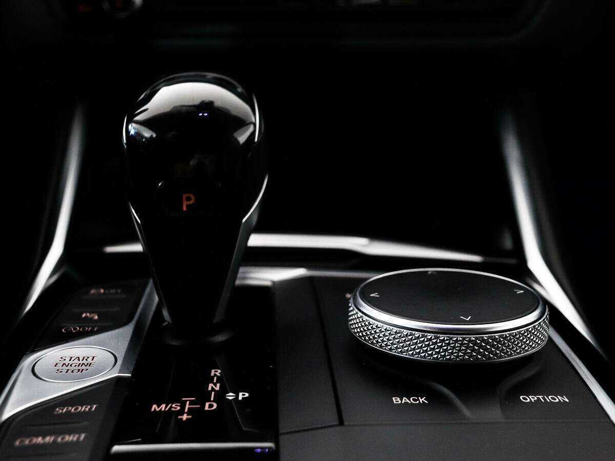 Купить BMW 3 серии 318i, 2020, 29 852 км, фото №17