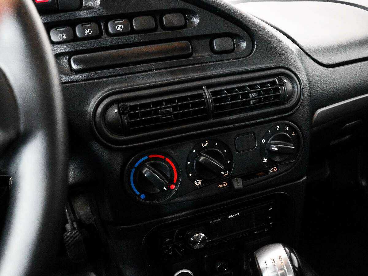 Купить Chevrolet Niva, 2010, 130 516 км, фото №13