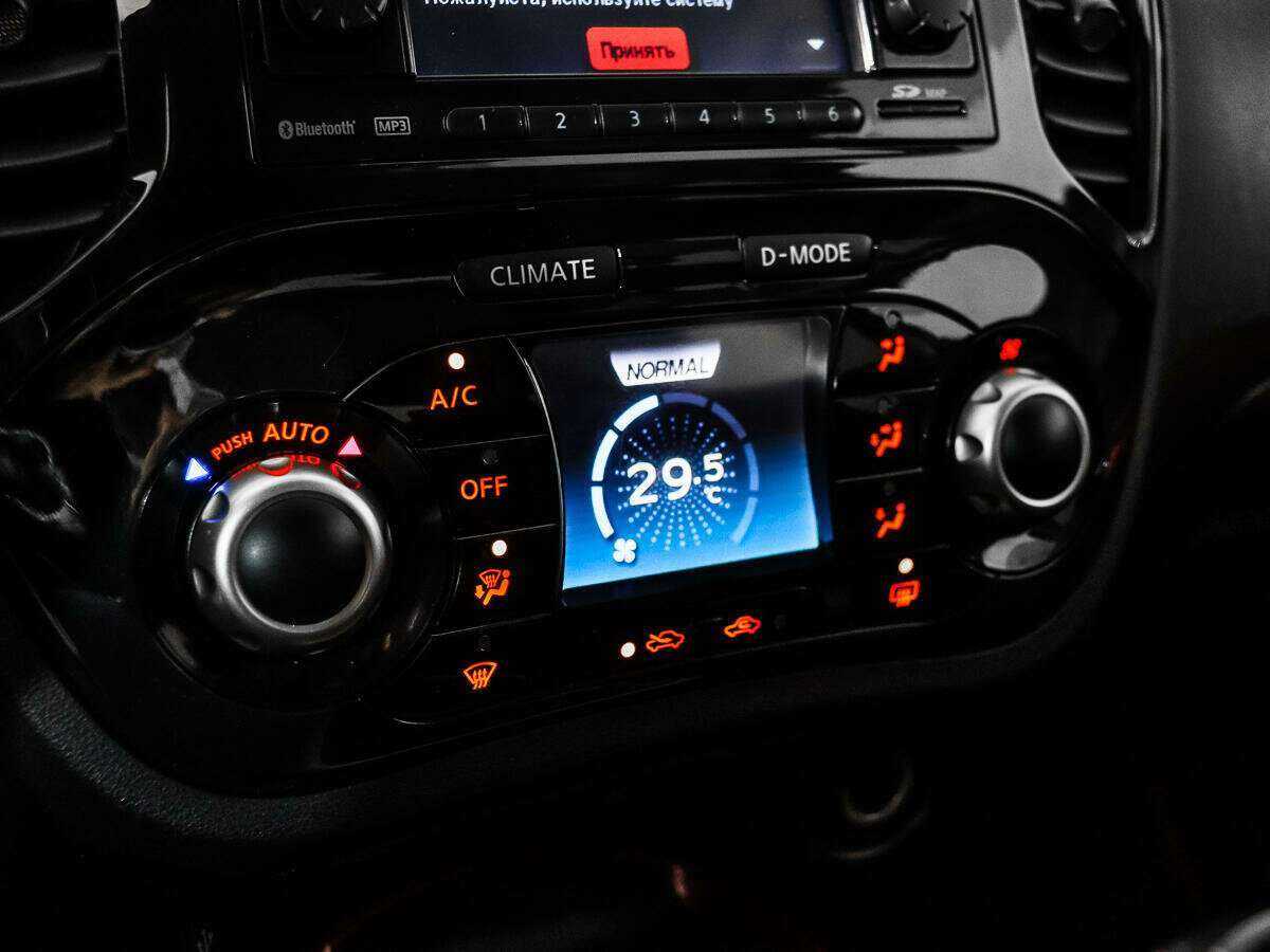 Купить Nissan Juke, 2011, 198 987 км, фото №17