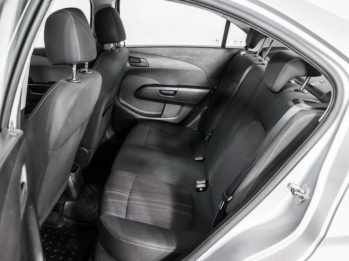 Купить Chevrolet Aveo, 2013, 175 959 км, фото №10