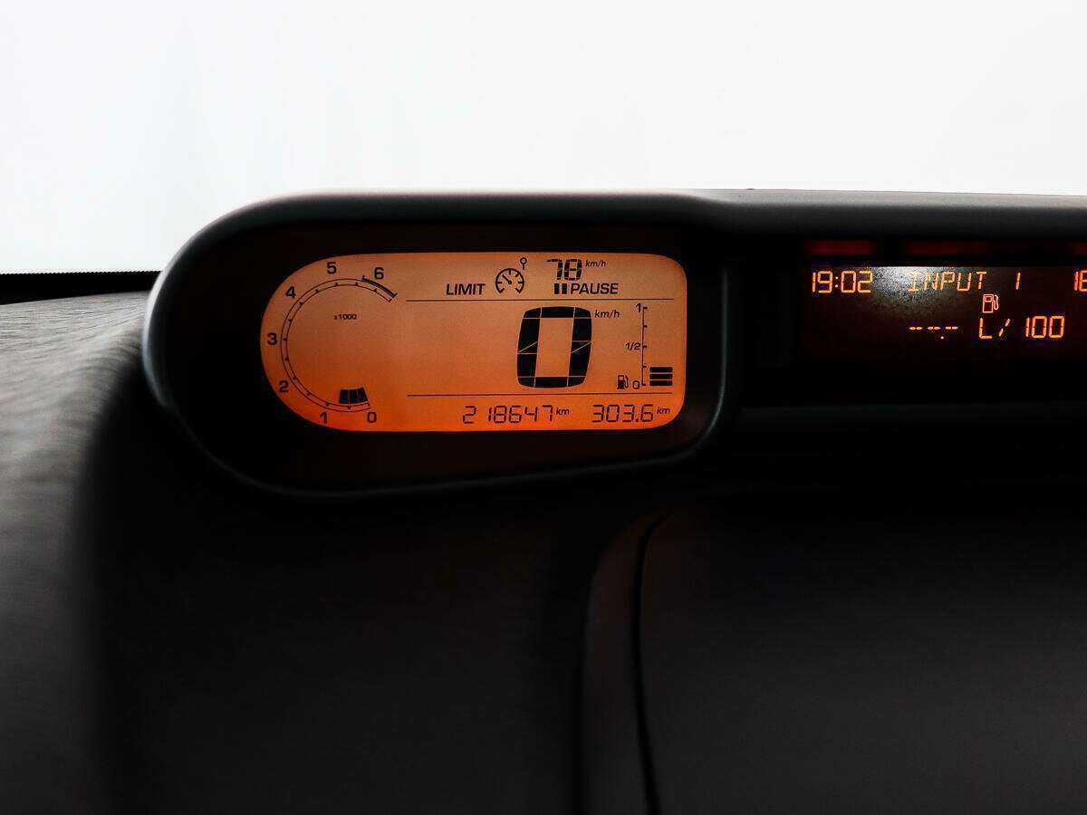 Купить Citroen C3 Picasso, 2009, 218 646 км, фото №16