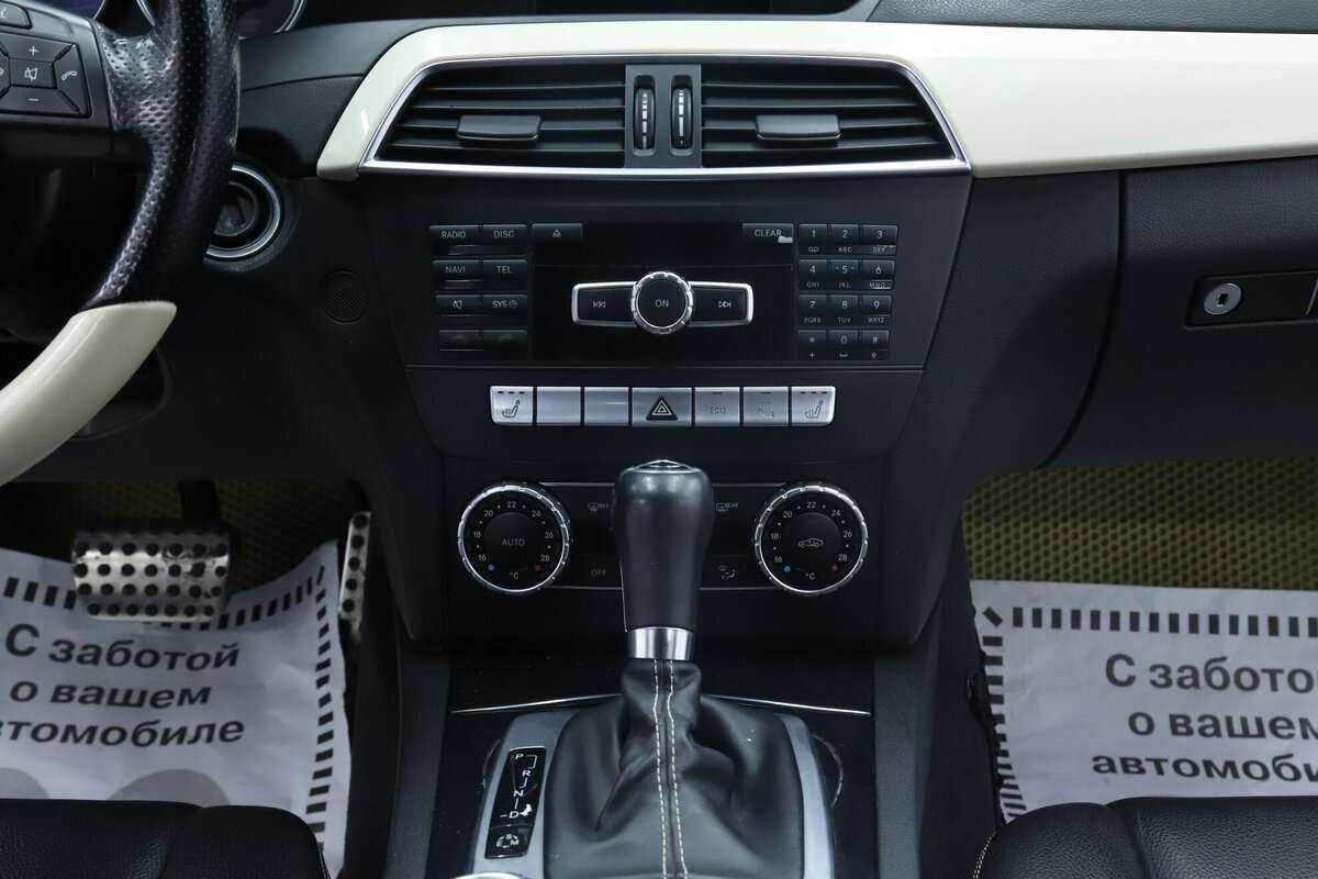 Купить Mercedes-Benz C-Класс 180, 2014, 121 500 км, фото №12