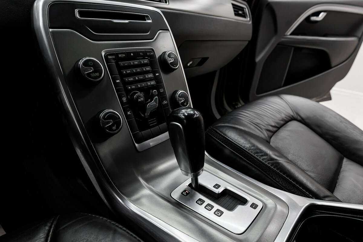 Купить Volvo XC70, 2011, 178 000 км, фото №11