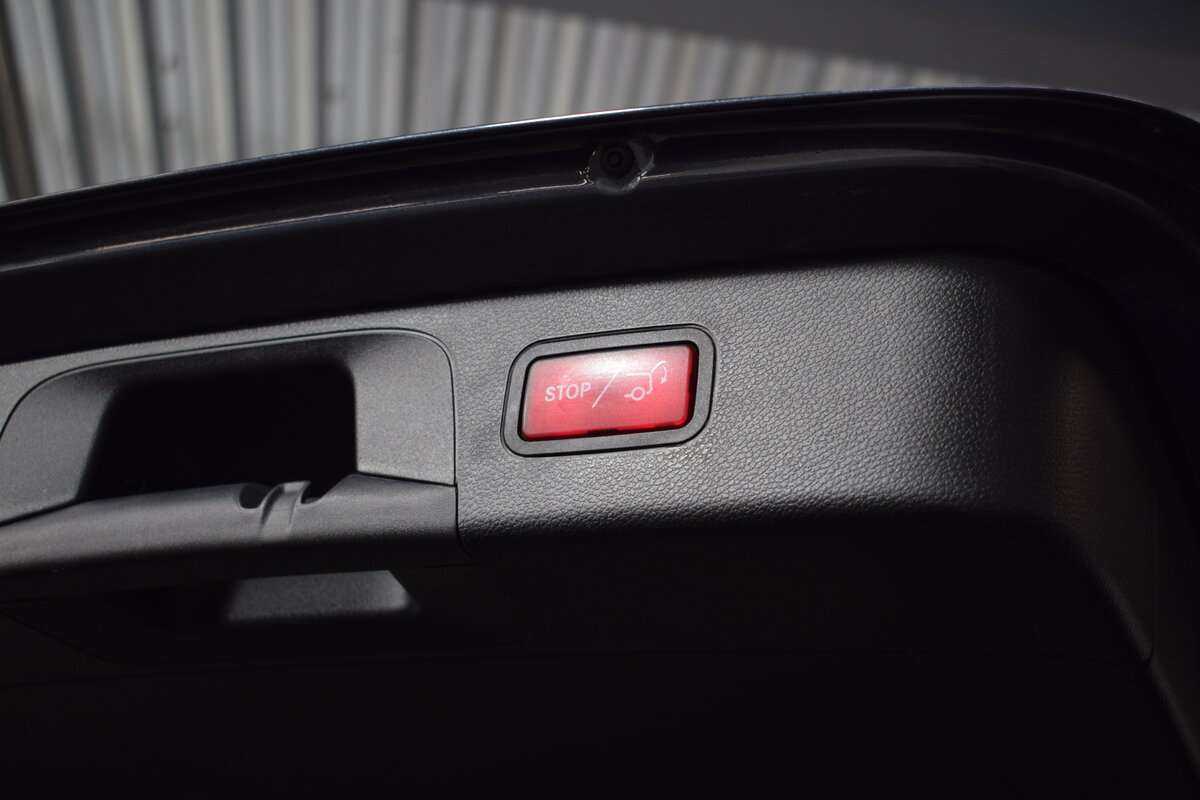 Купить Mercedes-Benz GLC 250 d, 2016, 170 600 км, фото №9