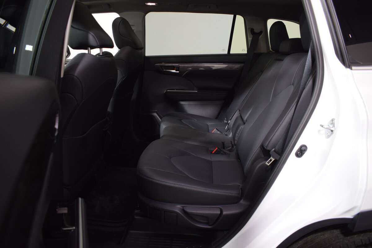 Купить Toyota Highlander, 2023, 123 км, фото №16