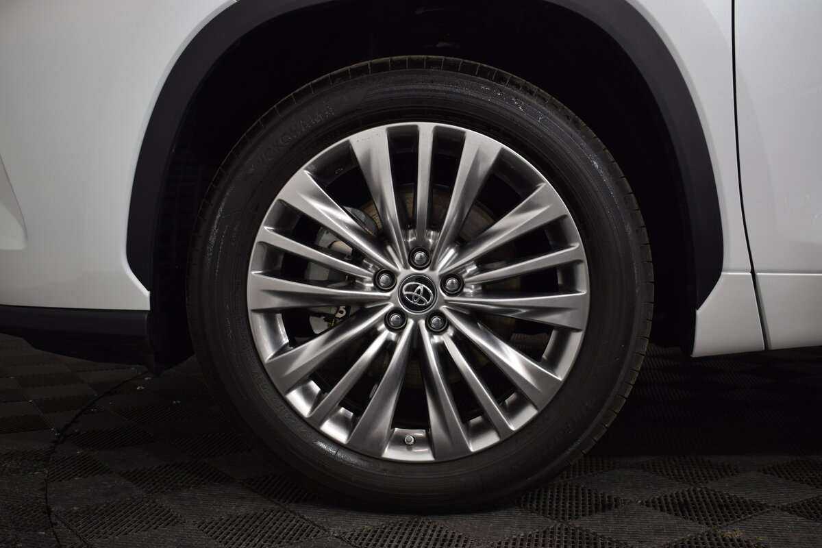 Купить Toyota Highlander, 2023, 123 км, фото №37