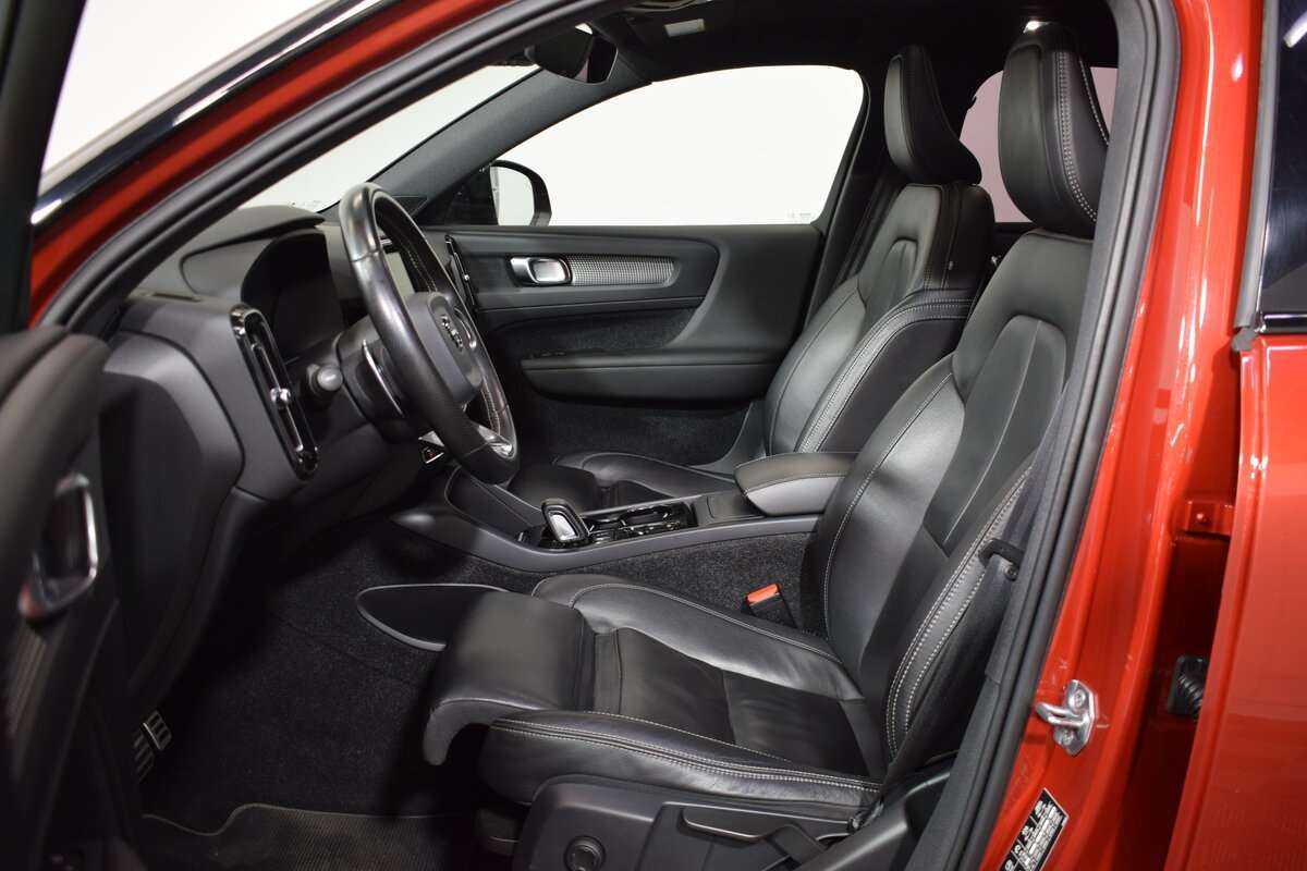 Купить Volvo XC40, 2019, 83 876 км, фото №10