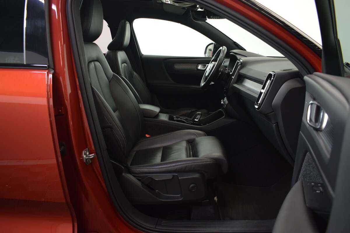 Купить Volvo XC40, 2019, 83 876 км, фото №11