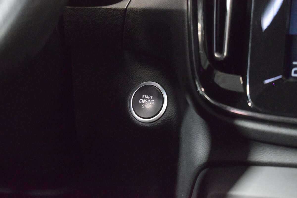 Купить Volvo XC40, 2019, 83 876 км, фото №17