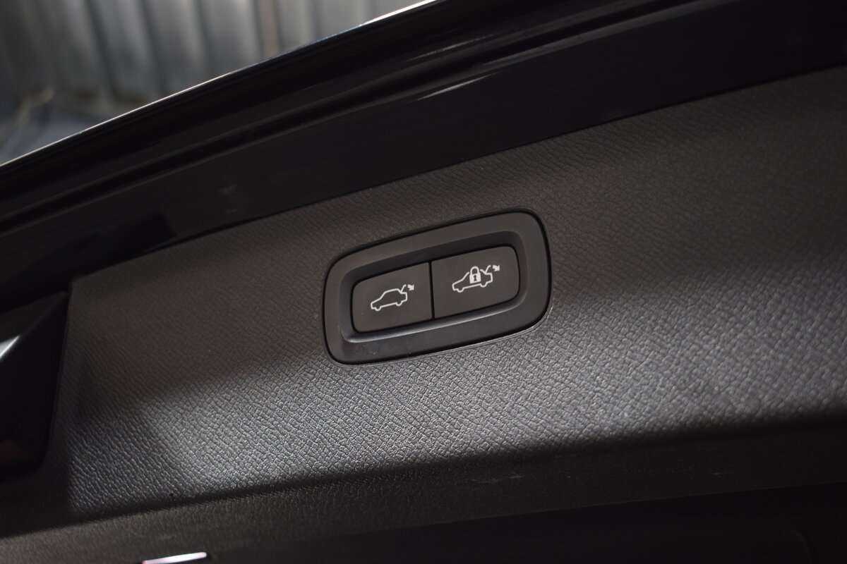 Купить Volvo XC90, 2019, 99 600 км, фото №9