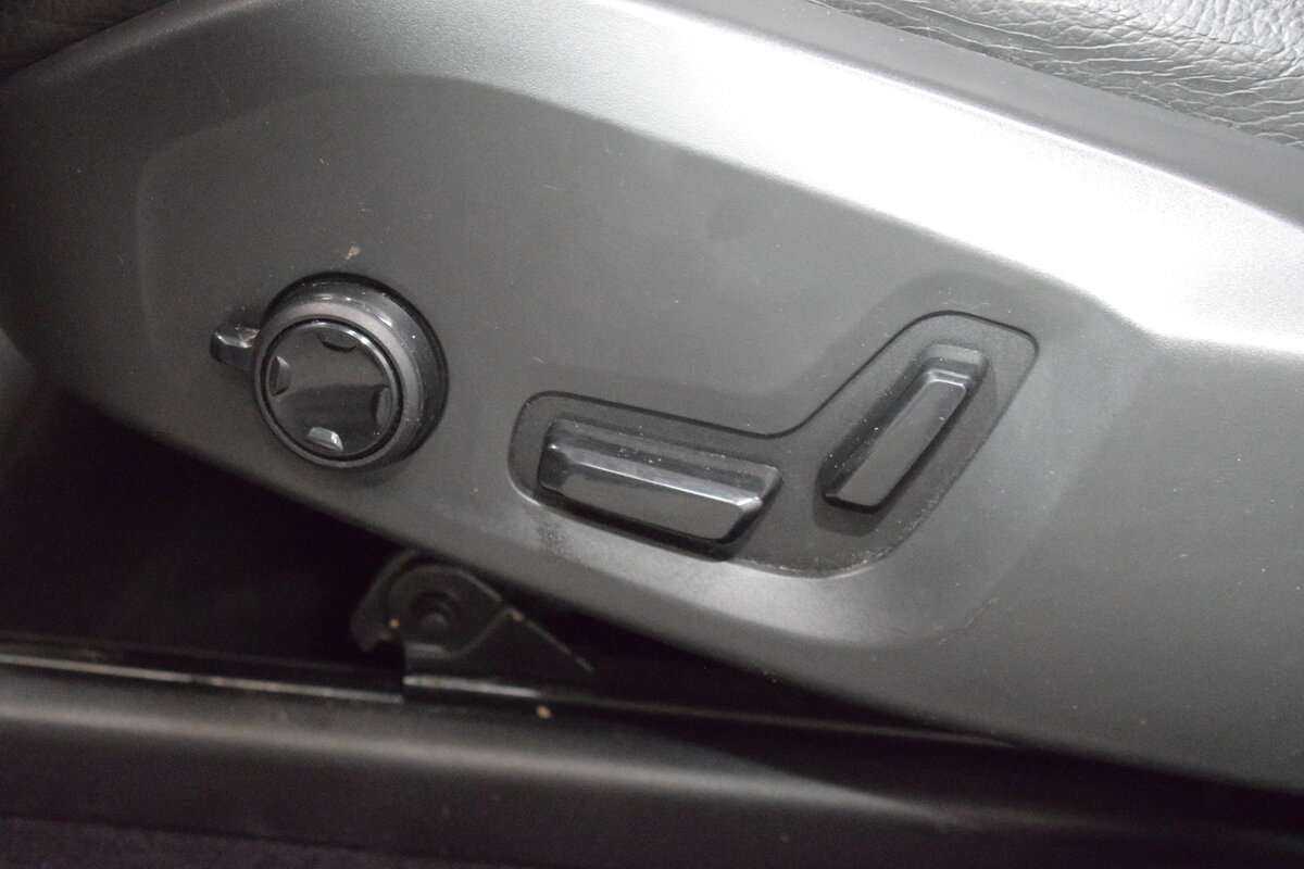 Купить Volvo XC60, 2020, 131 511 км, фото №11