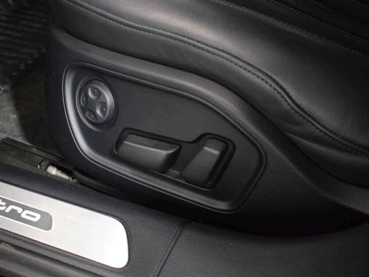 Купить Audi A8 Long, 2015, 56 002 км, фото №25